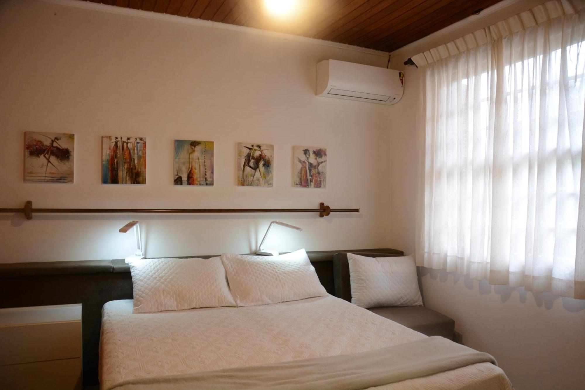 Apartamento Kami ปอร์โตอัลเลเกร ภายนอก รูปภาพ
