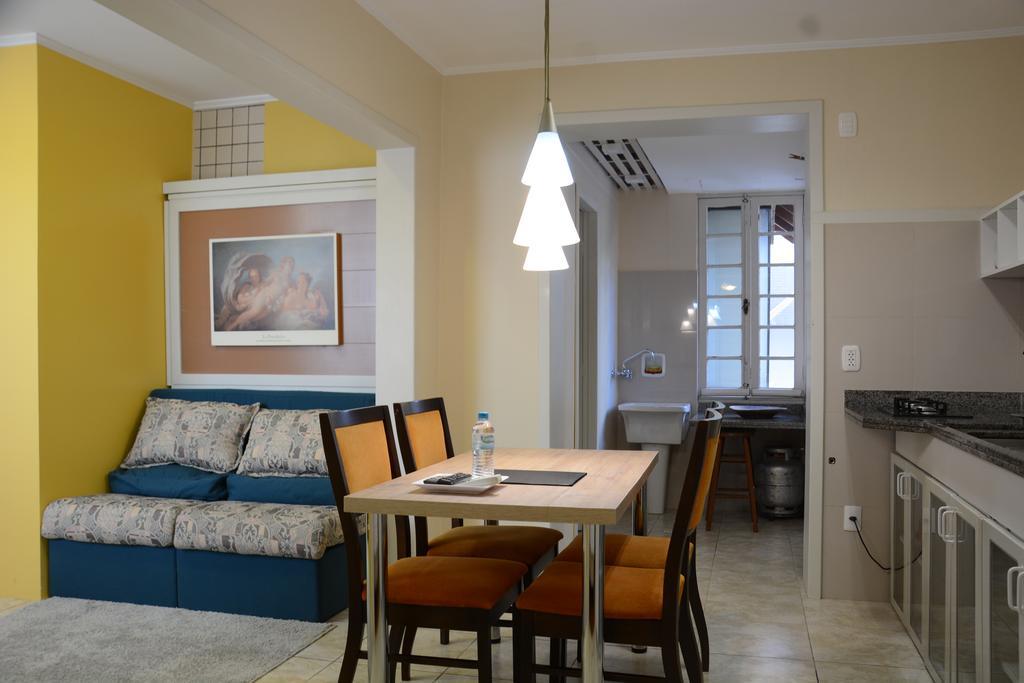 Apartamento Kami ปอร์โตอัลเลเกร ภายนอก รูปภาพ