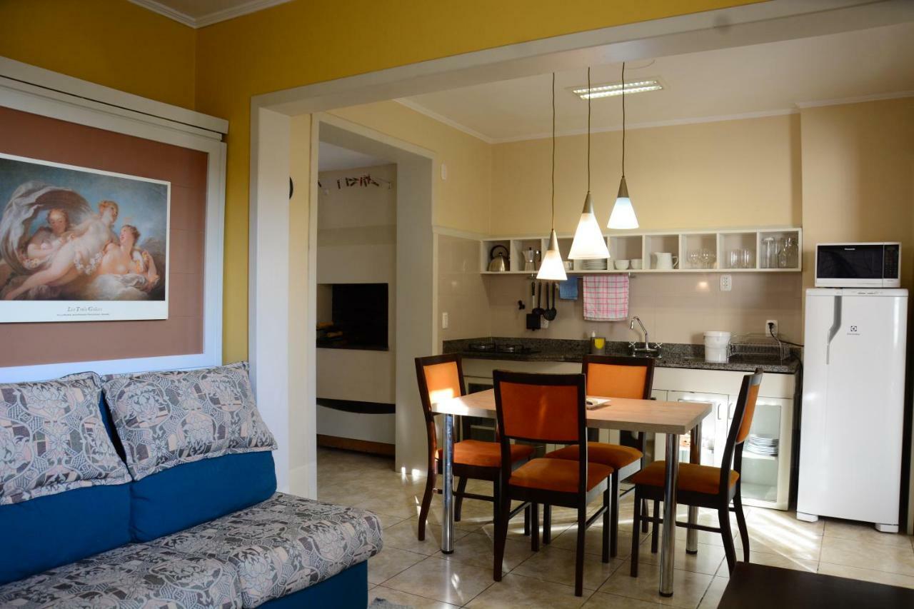 Apartamento Kami ปอร์โตอัลเลเกร ภายนอก รูปภาพ