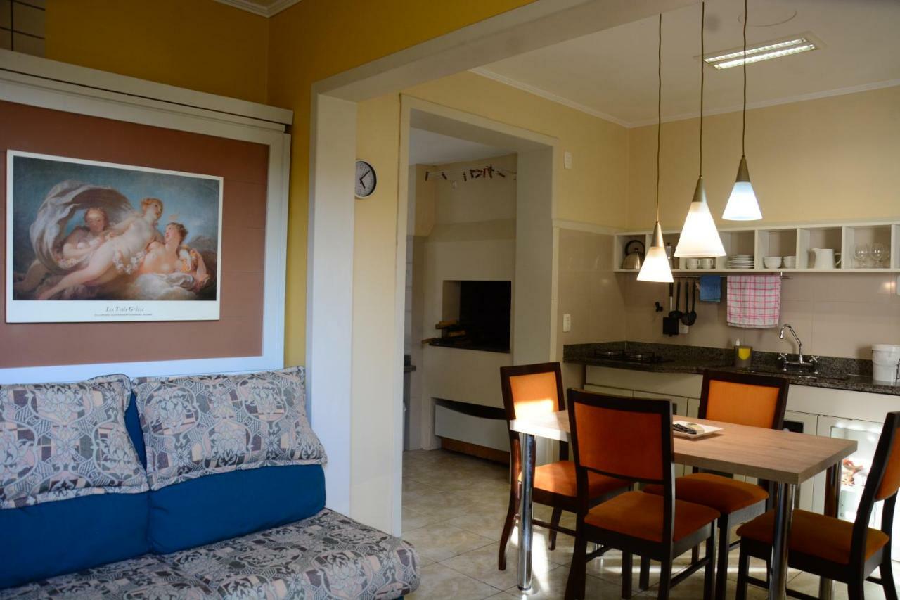 Apartamento Kami ปอร์โตอัลเลเกร ภายนอก รูปภาพ